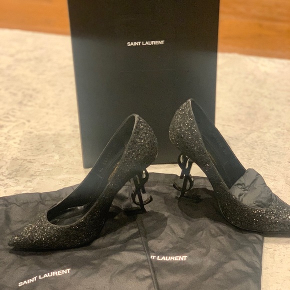 YSL Authentic Almost Brand New Sandals 👌🔥 - Picture 4 of 12